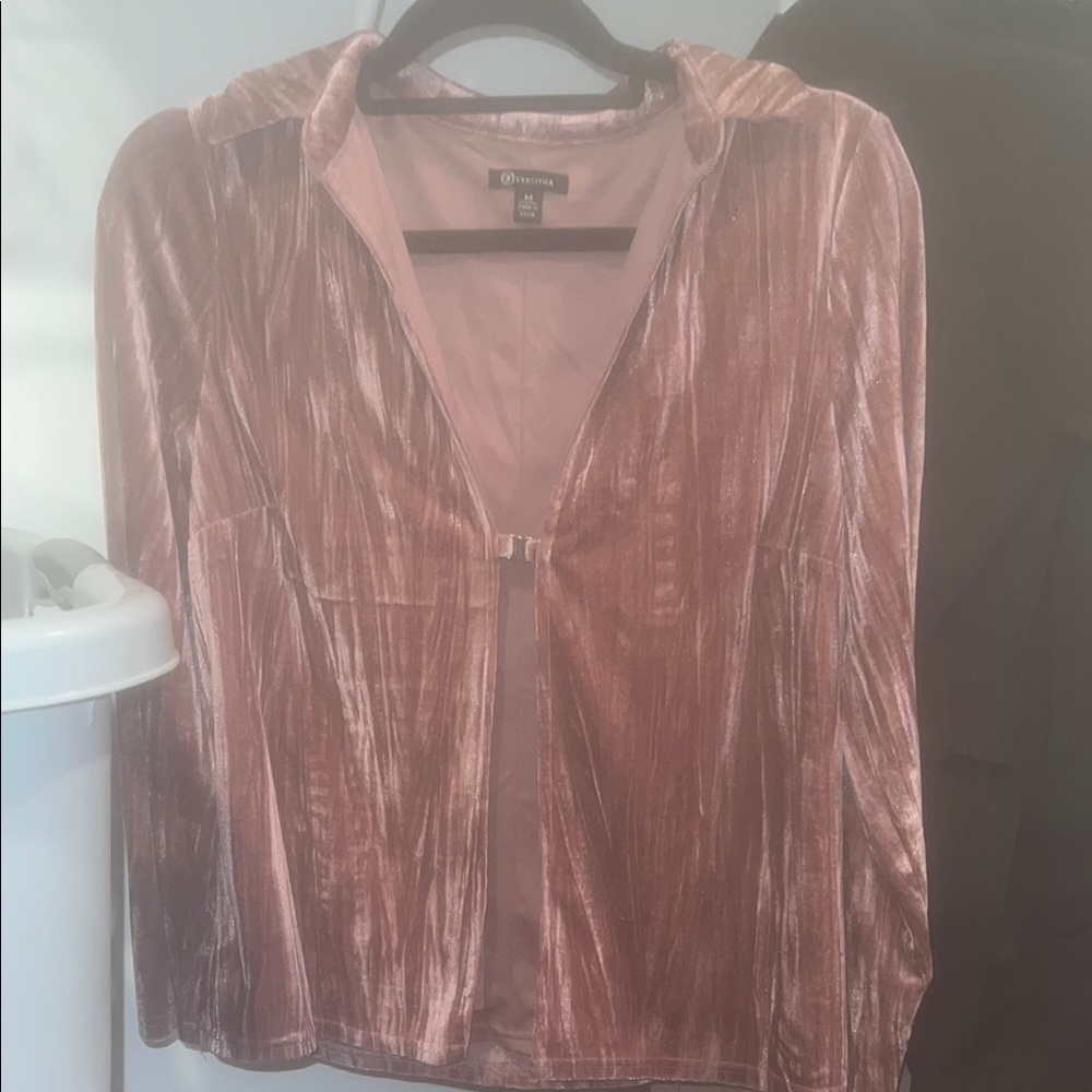 Crush Velvet Pink jacket by Versona